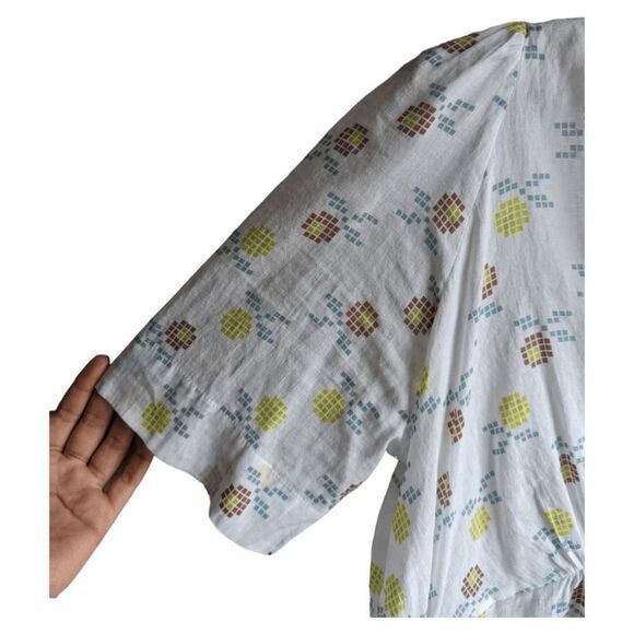 Innika Choo pip tork floral cross stitch‎ printed peplum top size 2 - Picture 4 of 7